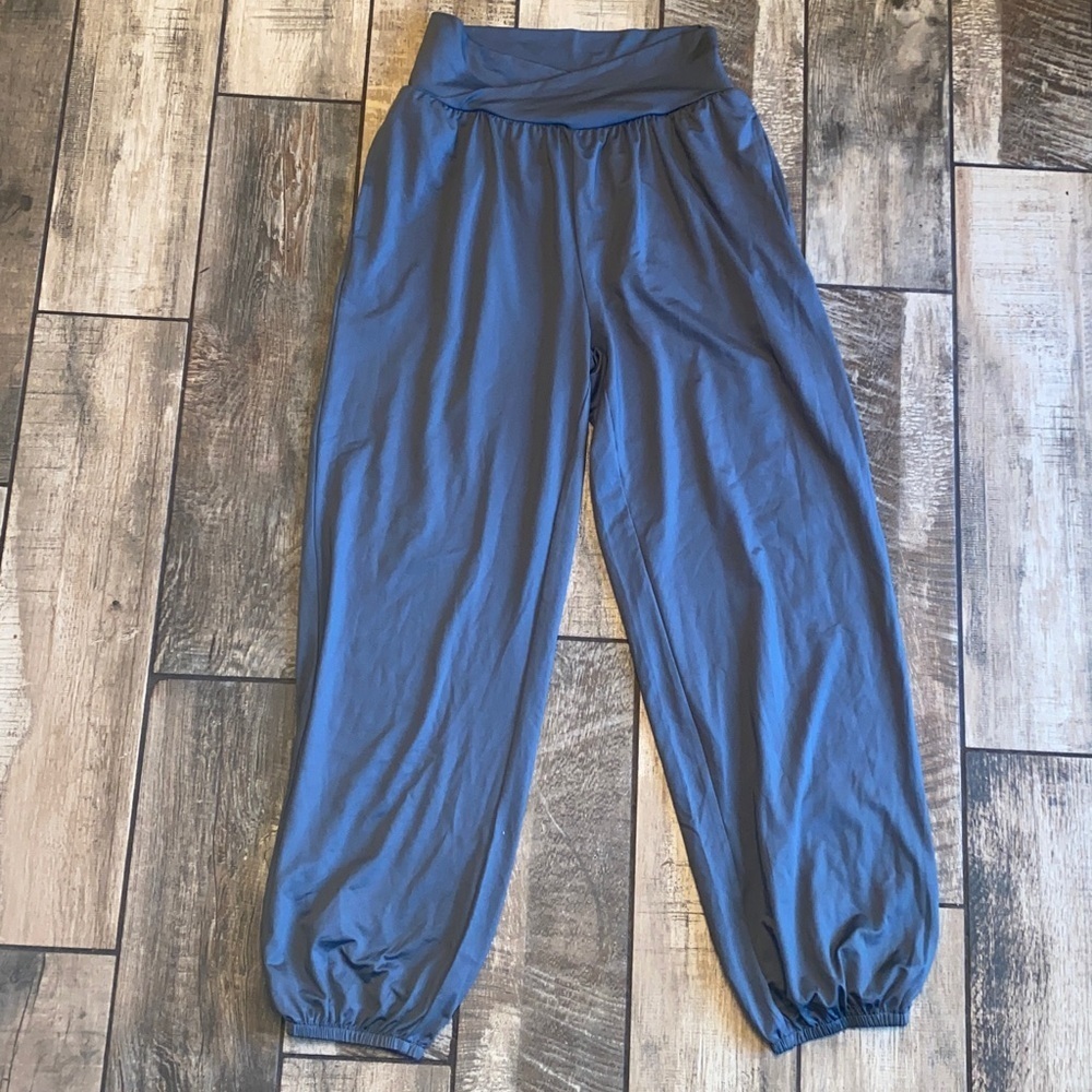 UEU Women's jogger Pants new🆕